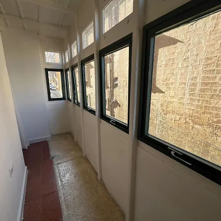 شقة The Old Mint 5 *